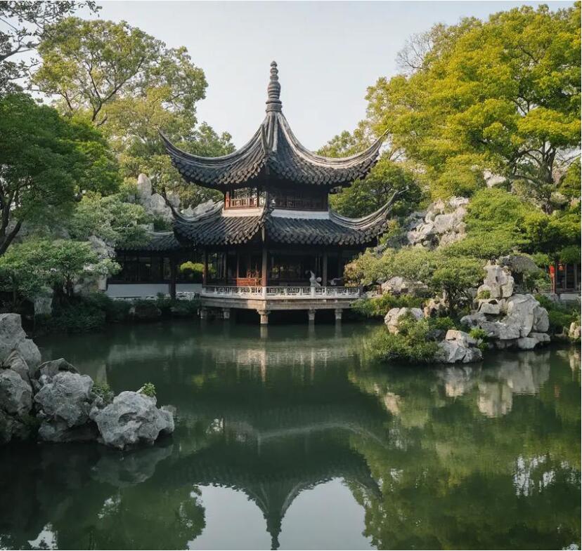 驻马店从容餐饮有限公司